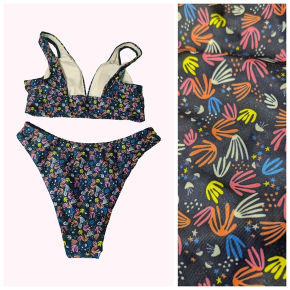 2/$25-Highrise Highcut Bikini in Jellyfish/"BirdFeet" Abstract Print Size Small - Picture 5 of 11